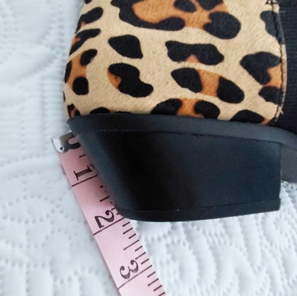 Apri by Italian Shoemakers Gear 2 Booties - Picture 6 of 11